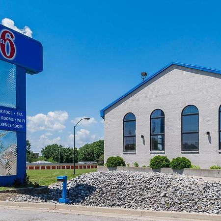 Motel 6-Richmond, In Exteriér fotografie