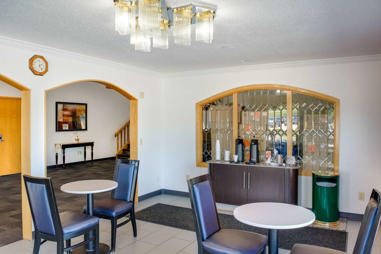 Motel 6-Richmond, In Exteriér fotografie